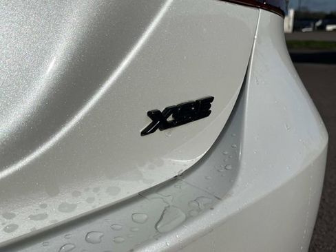 Used 2022 Toyota Camry XSE w/ Navigation Package image 12