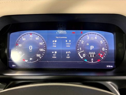 Used 2022 Land Rover Defender 110 SE image 20