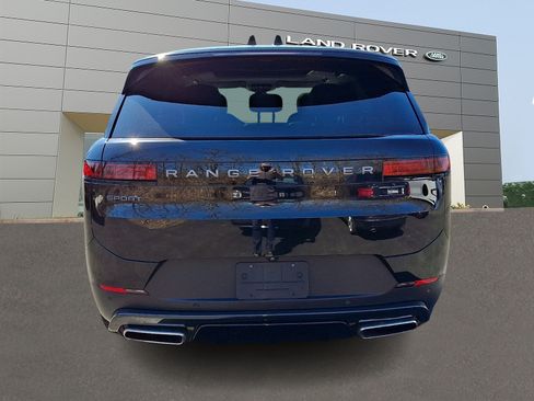 Used 2024 Land Rover Range Rover Sport SE AWD/4WD image 7