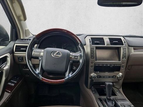 Used 2018 Lexus GX 460 Premium AWD/4WD image 15