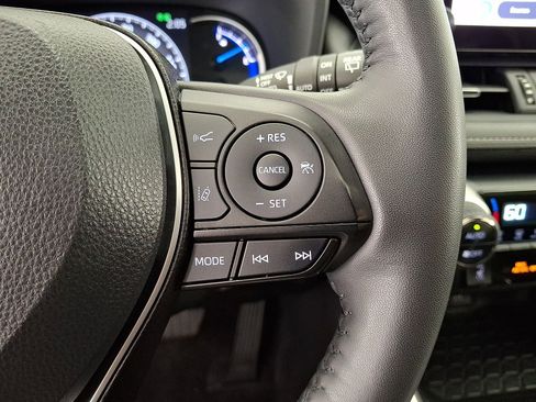 Certified 2023 Toyota RAV4 XLE Premium AWD/4WD image 10