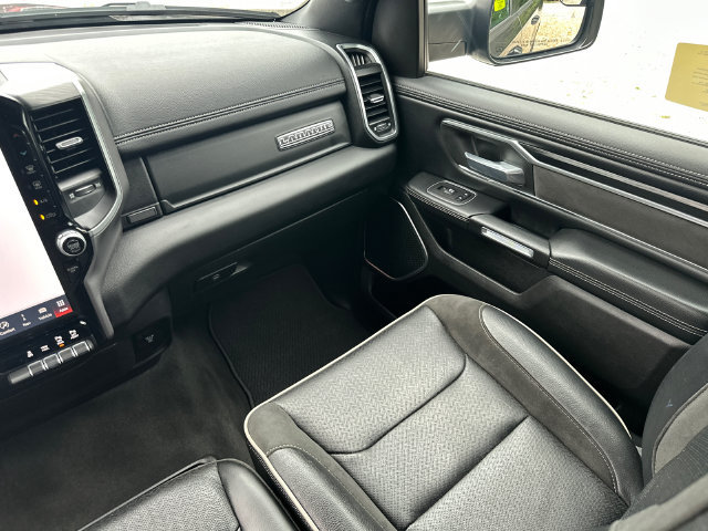 Used 2023 RAM 1500 Laramie AWD/4WD image 21