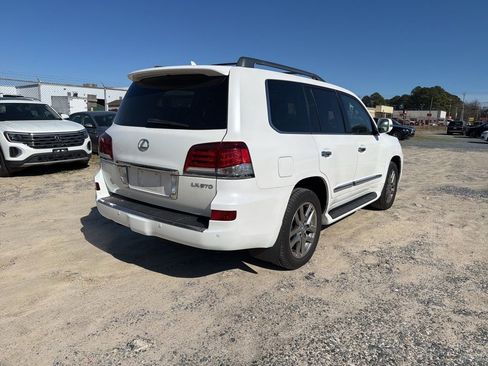 Used 2015 Lexus LX 570 4WD w/ Luxury Package image 5