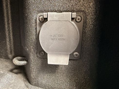 Used 2024 GMC Sierra 2500 AT4 w/ AT4 Premium Plus Package image 12