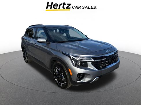 Used 2025 Kia Seltos S image 1