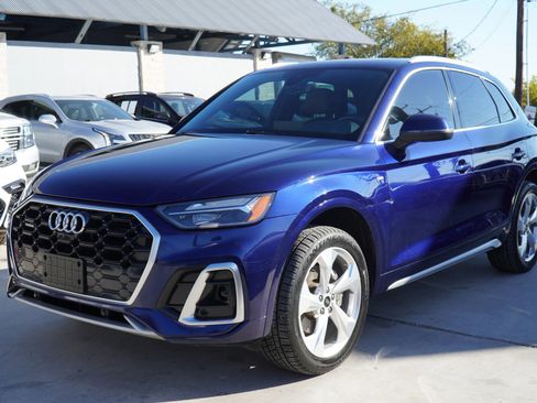 Used 2022 Audi Q5 2.0T Premium Plus w/ Premium Plus Package image 3