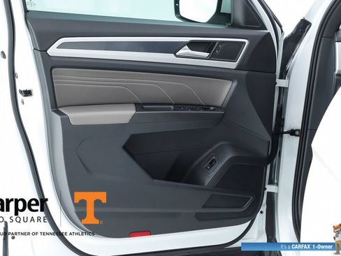 Used 2023 Volkswagen Atlas Cross Sport SEL AWD/4WD image 18
