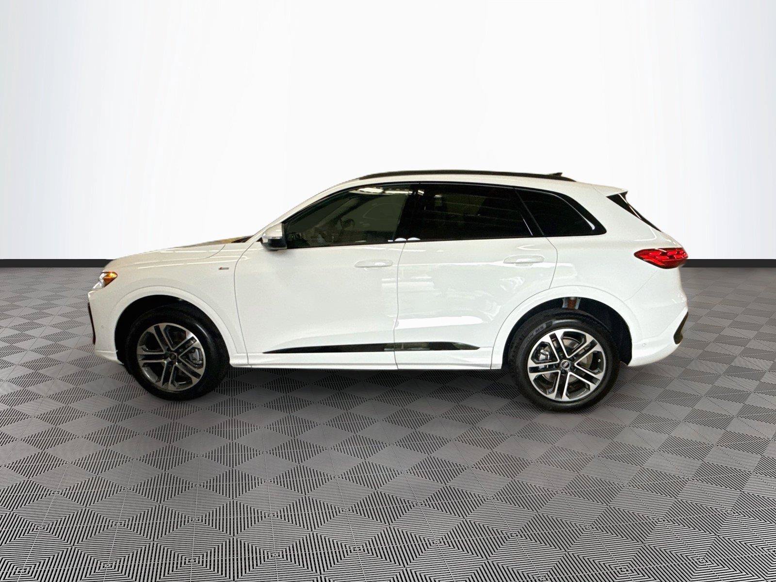 New 2026 Audi Q5 2.0T AWD/4WD image 4
