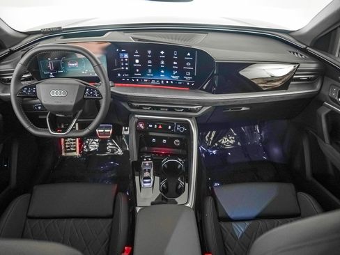 New 2025 Audi SQ5 Premium Plus image 12