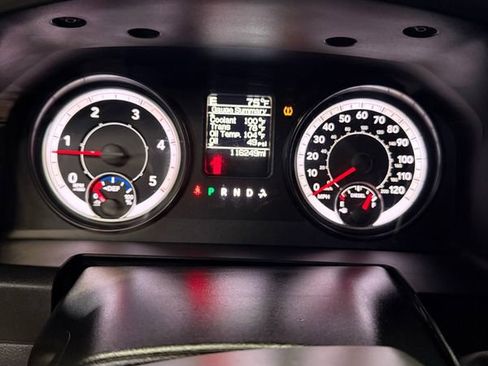 Used 2016 RAM 2500 Tradesman w/ Chrome Appearance Group image 23