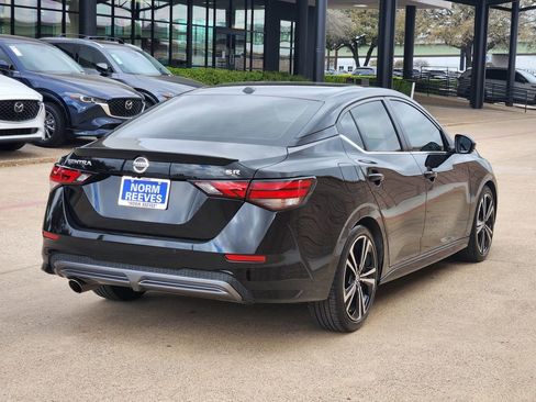 Used 2021 Nissan Sentra SR w/ SR Premium Package image 5