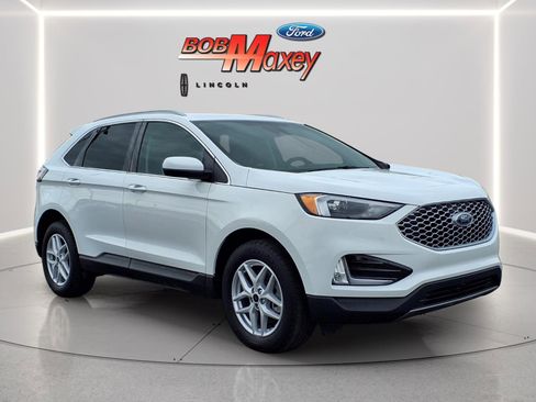 Used 2024 Ford Edge SEL w/ Convenience Package AWD/4WD image 3
