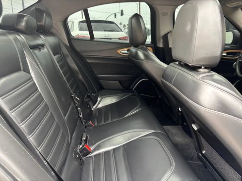 Used 2017 Alfa Romeo Giulia Ti w/ TI Lusso Light Wood Package image 30