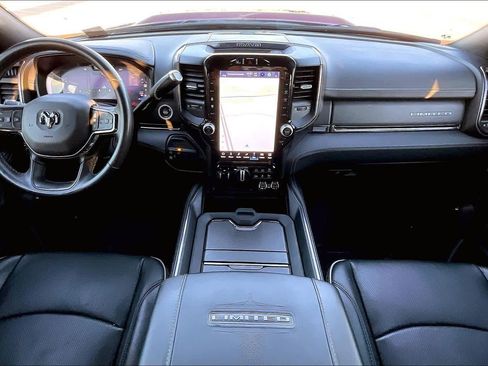 Used 2024 RAM 3500 Limited image 10