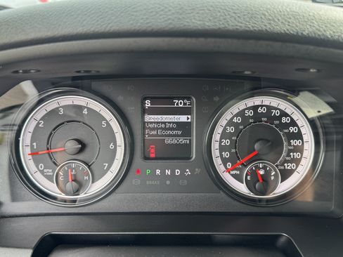 Used 2024 RAM 1500 Classic SLT AWD/4WD image 15