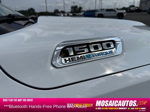 Used 2022 RAM 1500 Laramie AWD/4WD image 9