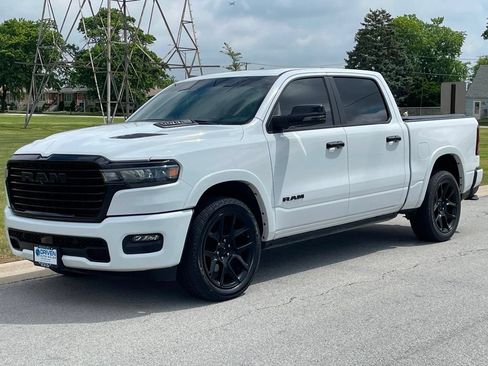 Used 2025 RAM 1500 Laramie w/ Night Edition AWD/4WD image 3