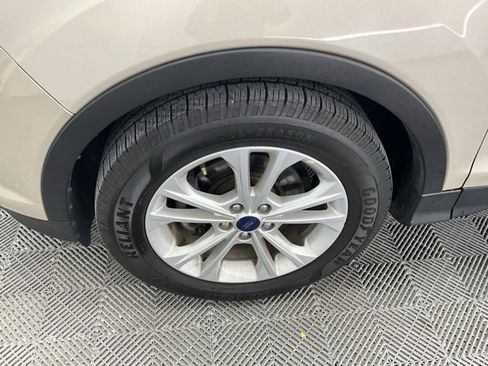 Used 2017 Ford Escape SE w/ SE Cold Weather Package image 29