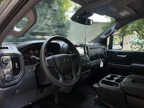 New 2026 Chevrolet Silverado 2500 Custom w/ Custom Value Package AWD/4WD image 18