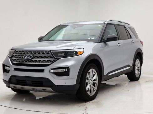 Used 2023 Ford Explorer Limited image 5