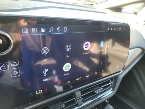 New 2026 Chevrolet Equinox EV RS image 13