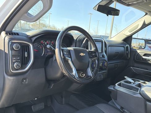 Used 2020 Chevrolet Silverado 1500 LT w/ Texas Edition image 10