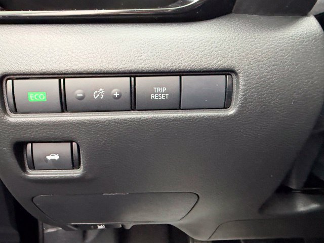 Used 2024 Nissan Sentra SV FWD image 24