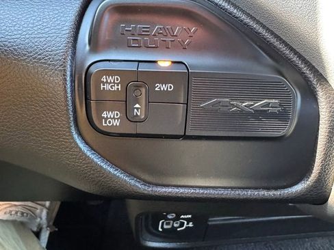 Used 2024 RAM 3500 Big Horn image 24