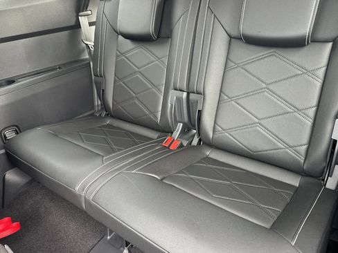 New 2026 Volkswagen Atlas SE AWD/4WD image 14