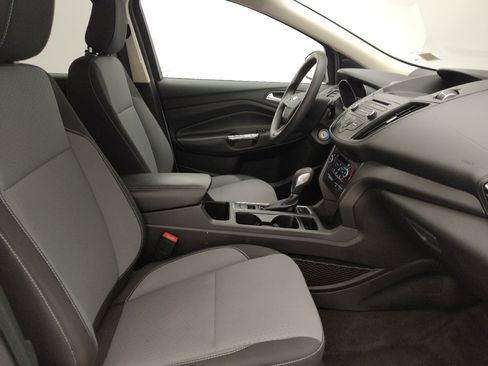 Used 2018 Ford Escape SE FWD image 21