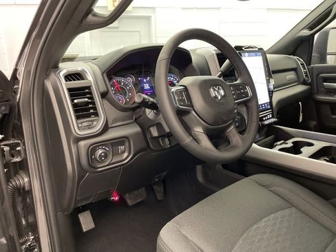 New 2026 RAM 2500 Big Horn AWD/4WD image 18