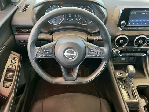 Used 2024 Nissan Sentra S FWD image 16