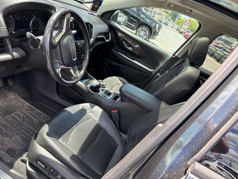 Used 2020 GMC Terrain Denali w/ Denali Premium Package AWD/4WD image 32