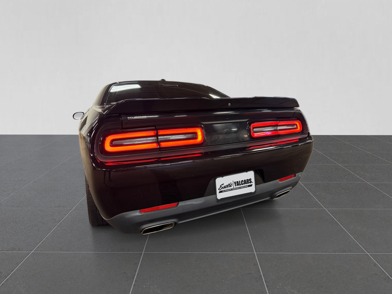 Used 2019 Dodge Challenger SXT RWD image 41