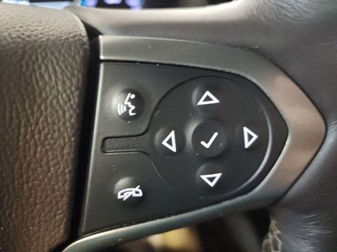 Used 2015 Chevrolet Tahoe LTZ AWD/4WD image 23