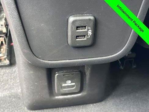 Used 2019 Chevrolet Equinox LT w/ Sun & Navigation Package image 29