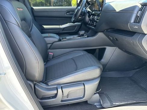 Certified 2025 Nissan Pathfinder Rock Creek AWD/4WD image 15