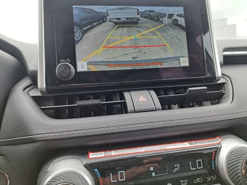 Used 2025 Toyota RAV4 XLE FWD image 11