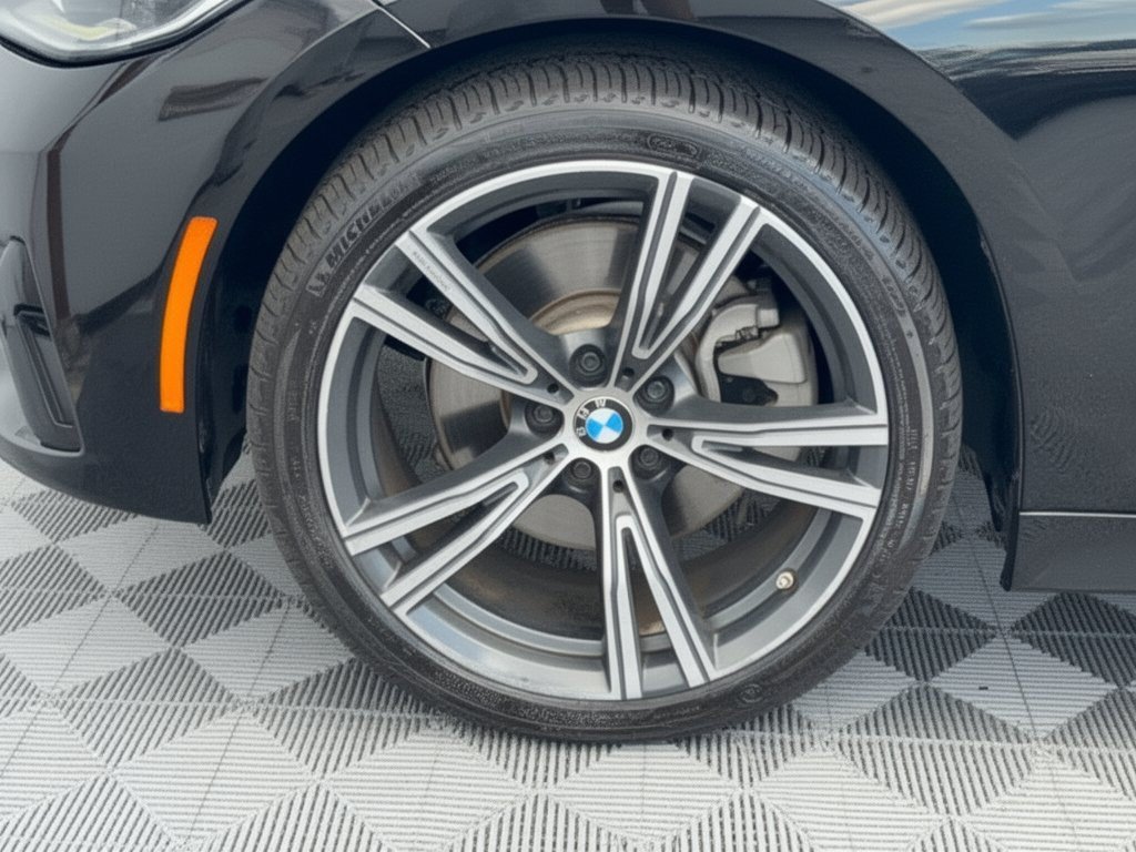 Used 2020 BMW 330i xDrive Sedan w/ Convenience Package AWD/4WD image 13