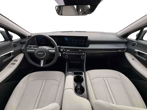 New 2026 Hyundai Sonata SEL image 1