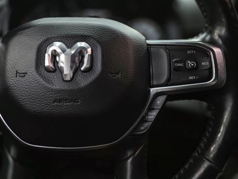 Used 2019 RAM 1500 Laramie w/ Sport Appearance Package AWD/4WD image 24