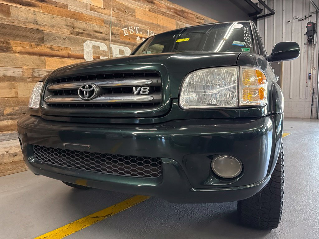 Used 2004 Toyota Sequoia Limited w/ Preferred Accessory Pkg AWD/4WD image 7