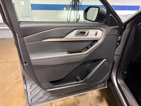 New 2026 Ford Explorer Active w/ Active Comfort Package image 21