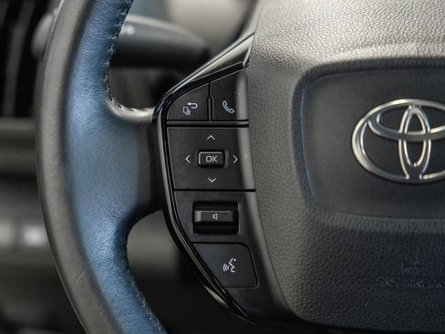 Used 2023 Toyota bZ4X Limited image 26