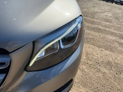 Used 2019 Mercedes-Benz GLC 300 4MATIC image 9