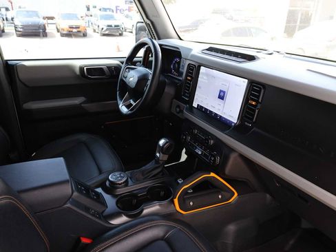 Used 2021 Ford Bronco Badlands AWD/4WD image 13