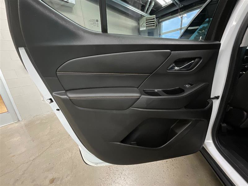 Used 2018 Chevrolet Traverse LS AWD/4WD image 22