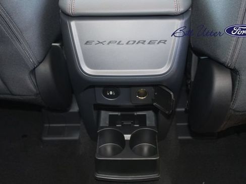 New 2026 Ford Explorer Active RWD image 10