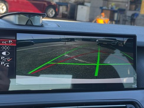 Used 2013 BMW M5 image 25