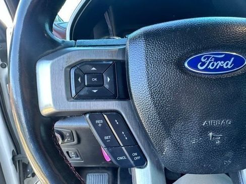 Used 2018 Ford F150 Platinum w/ Equipment Group 701A Luxury image 33